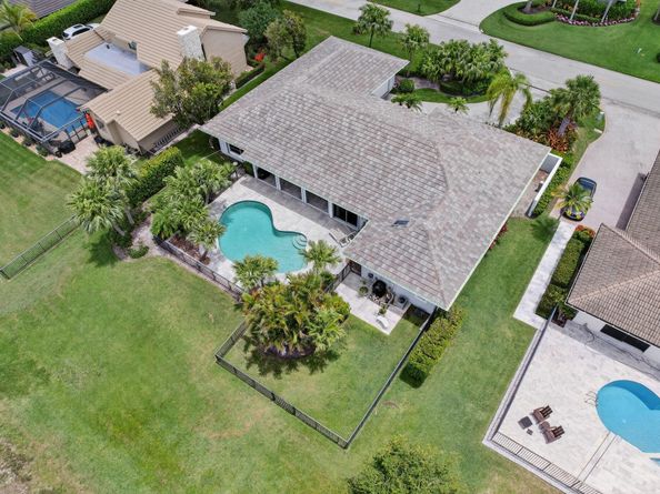 31 Dunbar Road, Palm Beach Gardens FL 33418