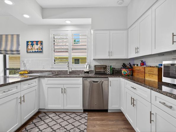 31 Dunbar Road, Palm Beach Gardens FL 33418