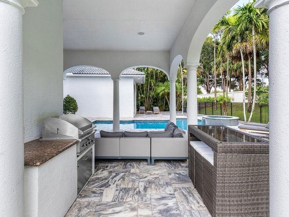 17729 Middlebrook Way, Boca Raton FL 33496