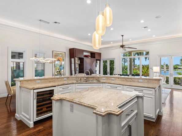 17582 Bocaire Way, Boca Raton FL 33487