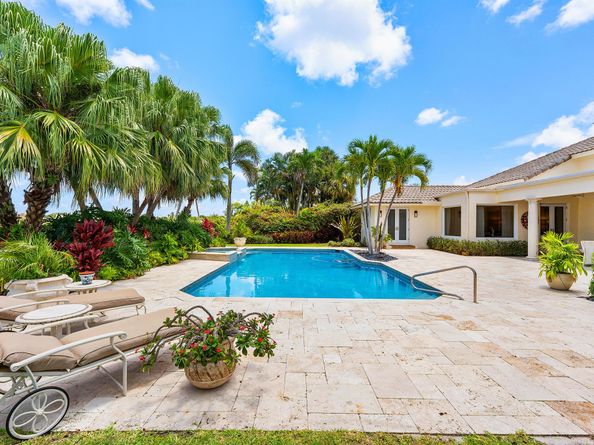 17582 Bocaire Way, Boca Raton FL 33487