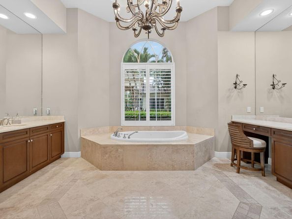 108 San Marita Way, Palm Beach Gardens FL 33418