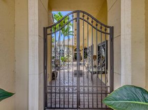 108 San Marita Way, Palm Beach Gardens FL 33418
