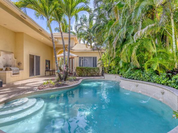 108 San Marita Way, Palm Beach Gardens FL 33418
