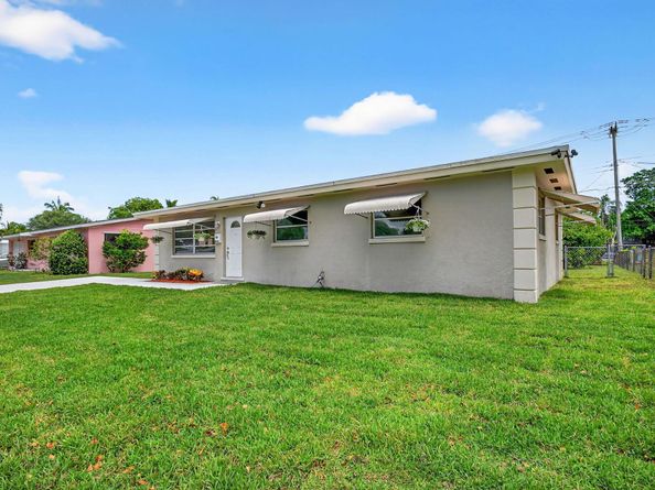 4041 Chukker Drive, West Palm Beach FL 33406