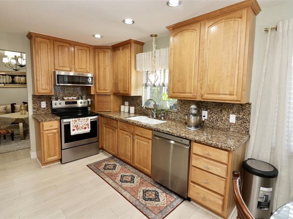 6307 Silk Oak Cir, Tamarac FL 33319