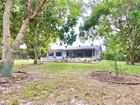 6307 Silk Oak Cir, Tamarac FL 33319