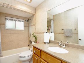 6307 Silk Oak Cir, Tamarac FL 33319