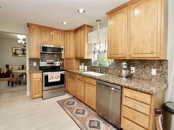 6307 Silk Oak Cir, Tamarac FL 33319