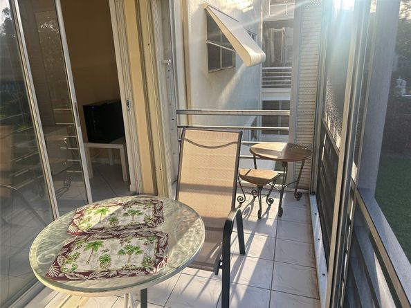 4321 NW 16th St 202C, Fort Lauderdale FL 33313