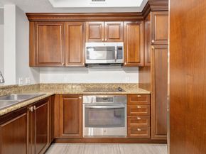 1690 Renaissance Commons Boulevard 1323, Boynton Beach FL 33426