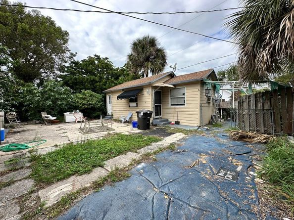 523 48th Street, West Palm Beach FL 33407