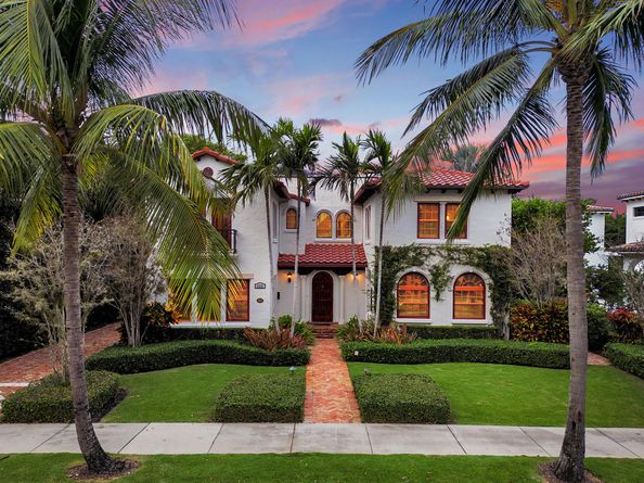 225 Pershing Way, West Palm Beach FL 33401