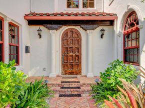 225 Pershing Way, West Palm Beach FL 33401