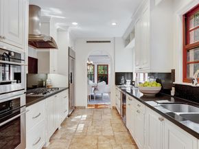 225 Pershing Way, West Palm Beach FL 33401
