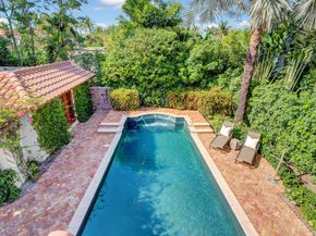 225 Pershing Way, West Palm Beach FL 33401