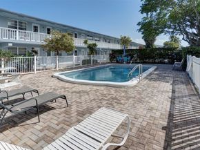 751 Pine Dr 101, Pompano Beach FL 33060
