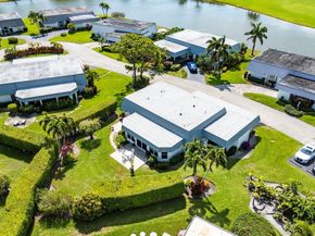 401 French Royale Circle, Atlantis FL 33462