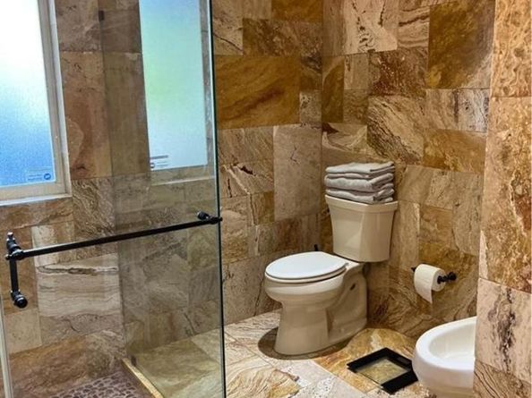 14500 NE 2, Miami FL 33161