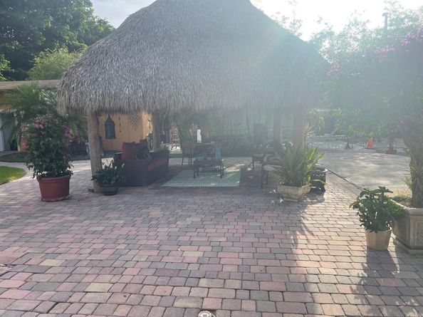 14500 NE 2, Miami FL 33161