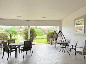 4706 NW 36th St 412S, Lauderdale Lakes FL 33319