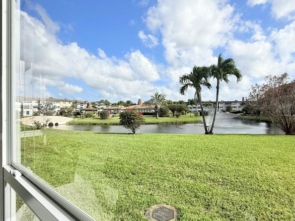 4706 NW 36th St 412S, Lauderdale Lakes FL 33319
