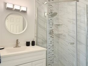 4706 NW 36th St 412S, Lauderdale Lakes FL 33319