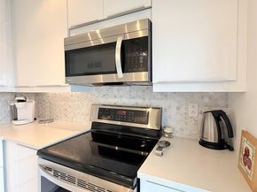 4706 NW 36th St 412S, Lauderdale Lakes FL 33319
