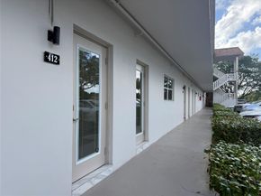 4706 NW 36th St 412S, Lauderdale Lakes FL 33319