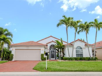 4360 Camrose Ln