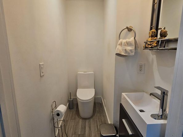 16218 SW 100th Ter 16218, Miami FL 33196
