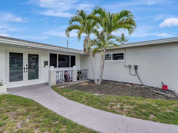 4709 Washington St, Hollywood FL 33021