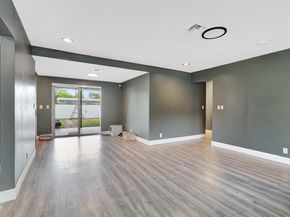 4709 Washington St, Hollywood FL 33021