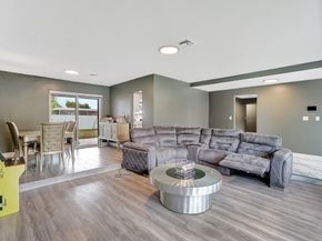 4709 Washington St, Hollywood FL 33021