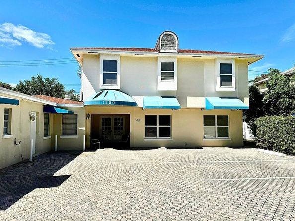 1200 Surf Road, Singer Island FL 33404