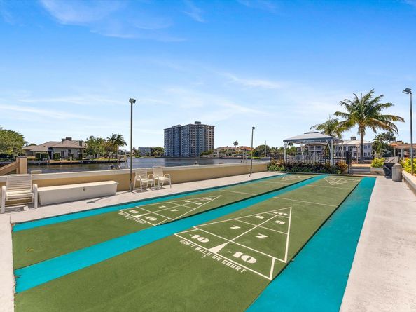 400 Seasage Drive 402, Delray Beach FL 33483