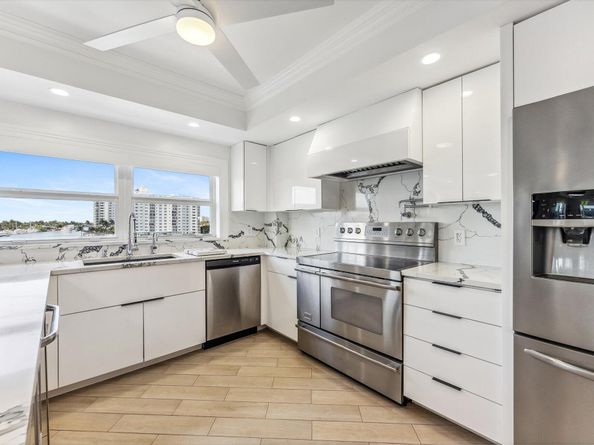 400 Seasage Drive 402, Delray Beach FL 33483