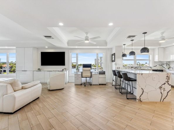 400 Seasage Drive 402, Delray Beach FL 33483