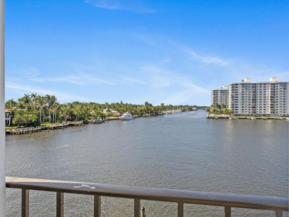 400 Seasage Drive 402, Delray Beach FL 33483
