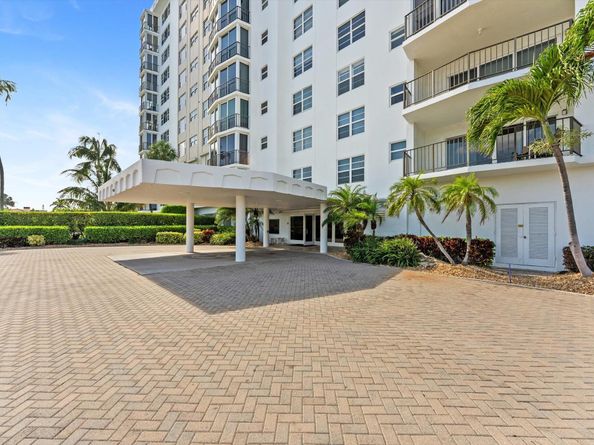400 Seasage Drive 402, Delray Beach FL 33483