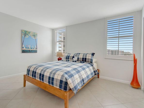 3015 N Ocean Blvd 12F, Fort Lauderdale FL 33308