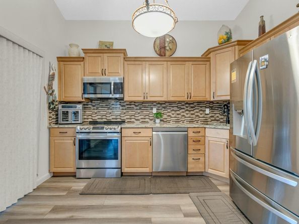 4389 Willow Pond Circle, West Palm Beach FL 33417