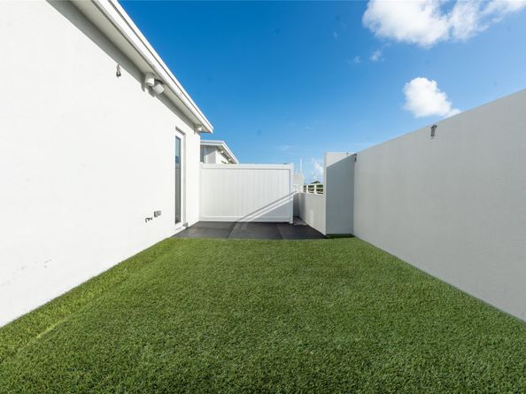 801 SE 12th Court, Fort Lauderdale FL 33316