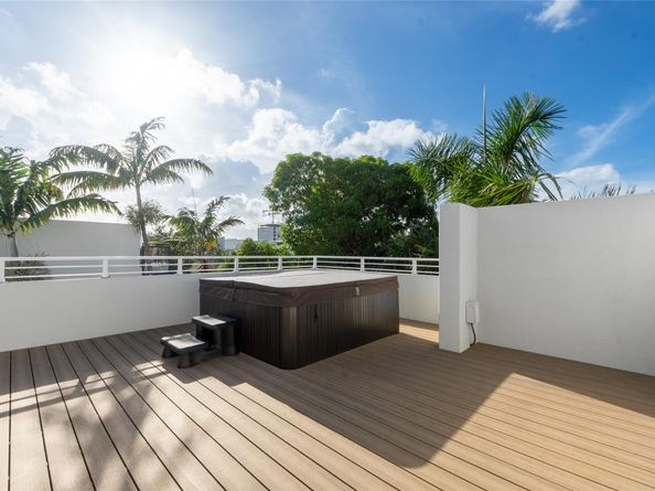 801 SE 12th Court, Fort Lauderdale FL 33316