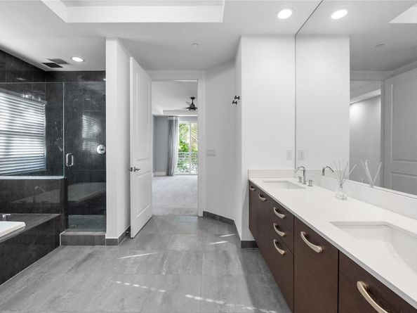 801 SE 12th Court, Fort Lauderdale FL 33316