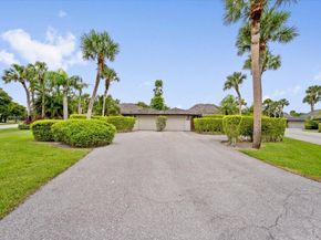 11876 Pebblewood Drive, Wellington FL 33414