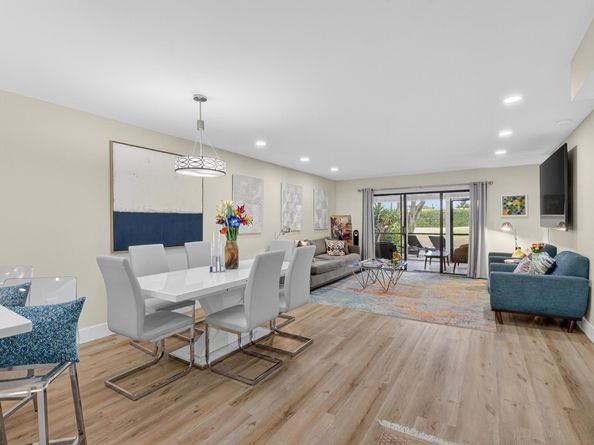 17 Southport Lane E, Boynton Beach FL 33436