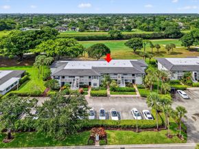 17 Southport Lane E, Boynton Beach FL 33436
