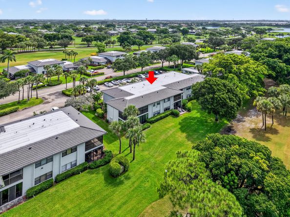 17 Southport Lane E, Boynton Beach FL 33436