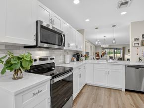 17 Southport Lane E, Boynton Beach FL 33436